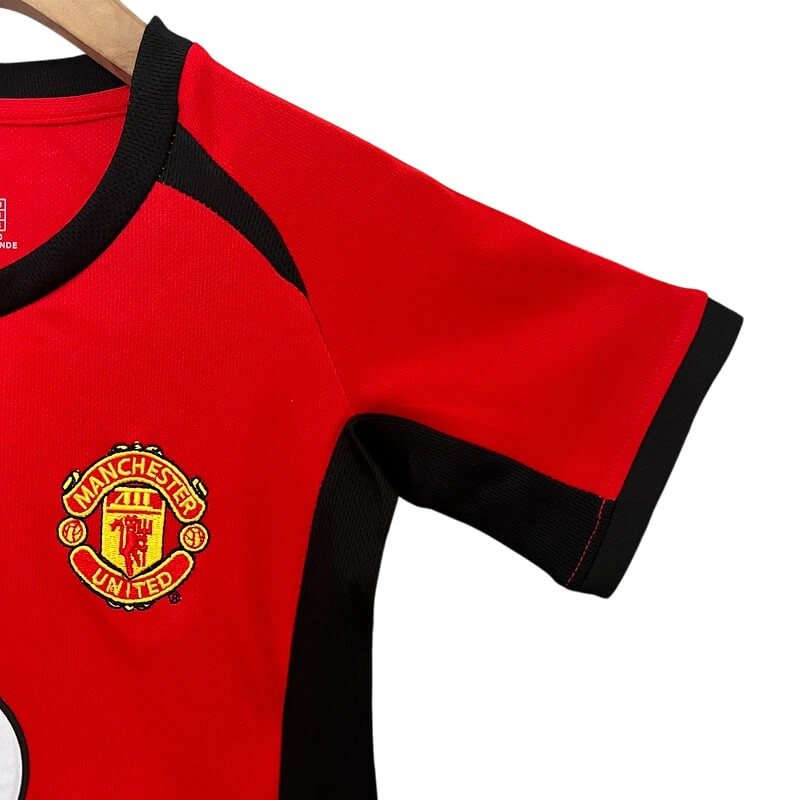 Kit Infantil Manchester United I 2003/04