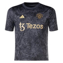 Maglia Manchester United 24/25 Stone Roses Pre-Partita - Versione Tifoso